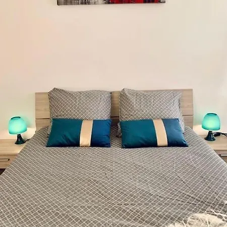 Pourquoi Notre T3 Avec Parking Est Pour Vous ? Apartment Lille